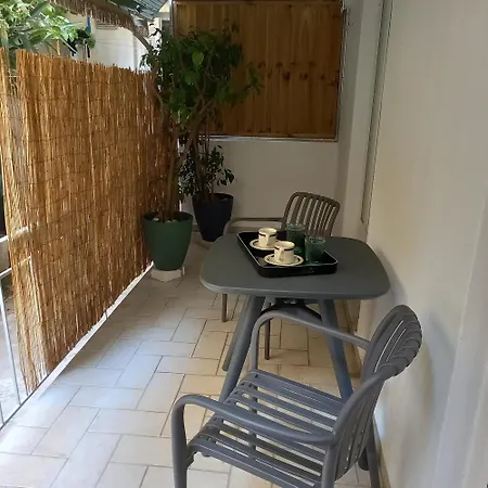 Apartman Kornaros House