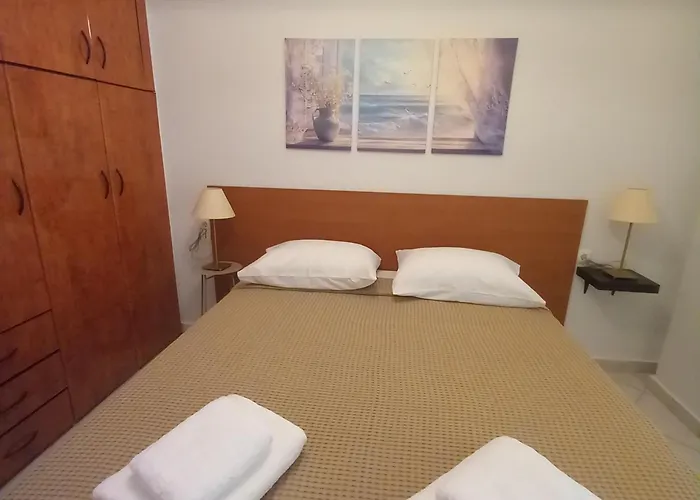 Apartament Kornaros House *