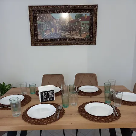 Kornaros House 公寓 *